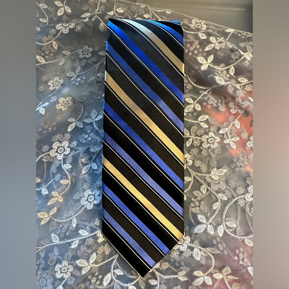 Chaps Tie Pre Owned